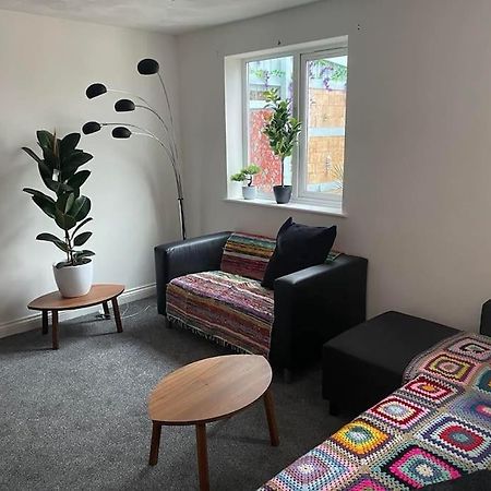 Cosy Bungalow In A Handy Location Market Harborough Ngoại thất bức ảnh